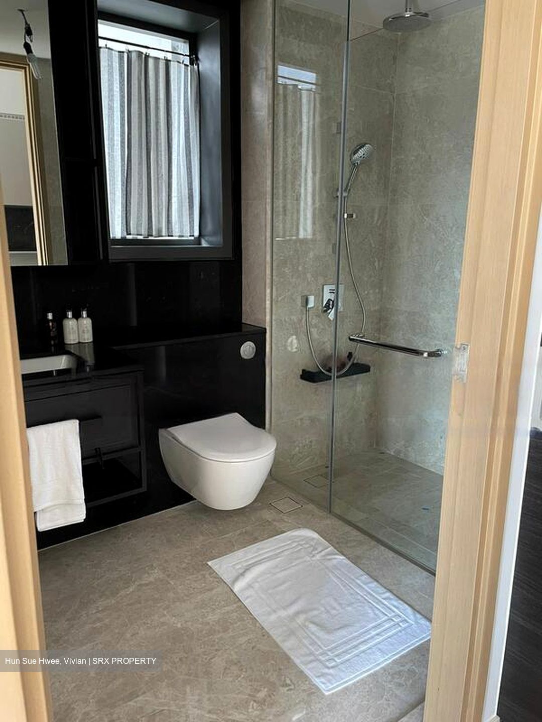 Haus On Handy (D9), Condominium #451079521